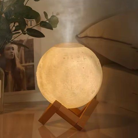 Увлажнитель воздуха-ночник RIAS Moon Lamp "Луна" 13 см 6 цветов 400mAh 880ml (3_05155) 3_05155 фото