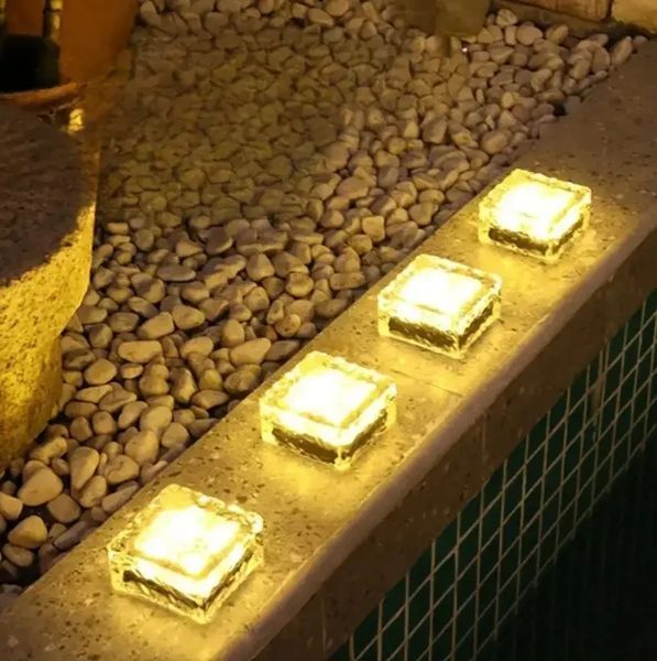 Уличный светильник для сада RIAS Ice Cube на солнечной батарее Теплый Белый (3_06294) 3_06294 фото