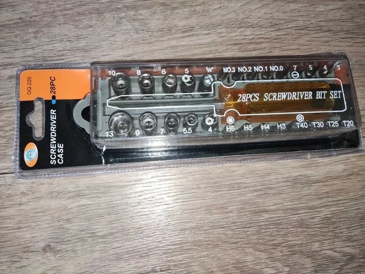 Набір інструментів Screwdriver Case GQ-220 з викруткою та 27 бітами (7_02023) 7_02023 фото