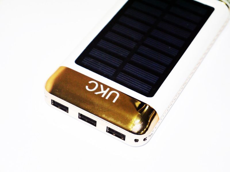 Зовнішнє зарядний пристрій Power Bank UKC 15000mAh з сонячною батареєю 3xUSB LED ліхтар Глянець (4_00087) 4_00087 фото