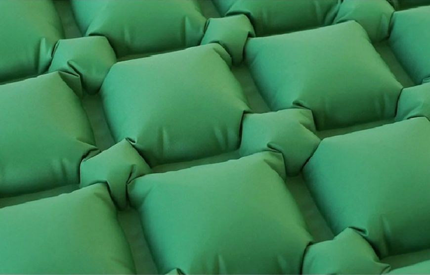 Надувной туристический матрас Sleeping Pad с подушкой м встроенным насосом 180х65см Green (3_05011) 3_05011 фото