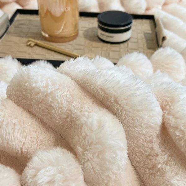 Плед Coral Fleece CF-15 Рельєфні смуги 150&times;200 см Beige (3_08638) 3_08638 фото